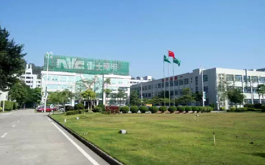 感恩相伴，携手三年，我司与雷士照明再次续约并展开新的项目合作！